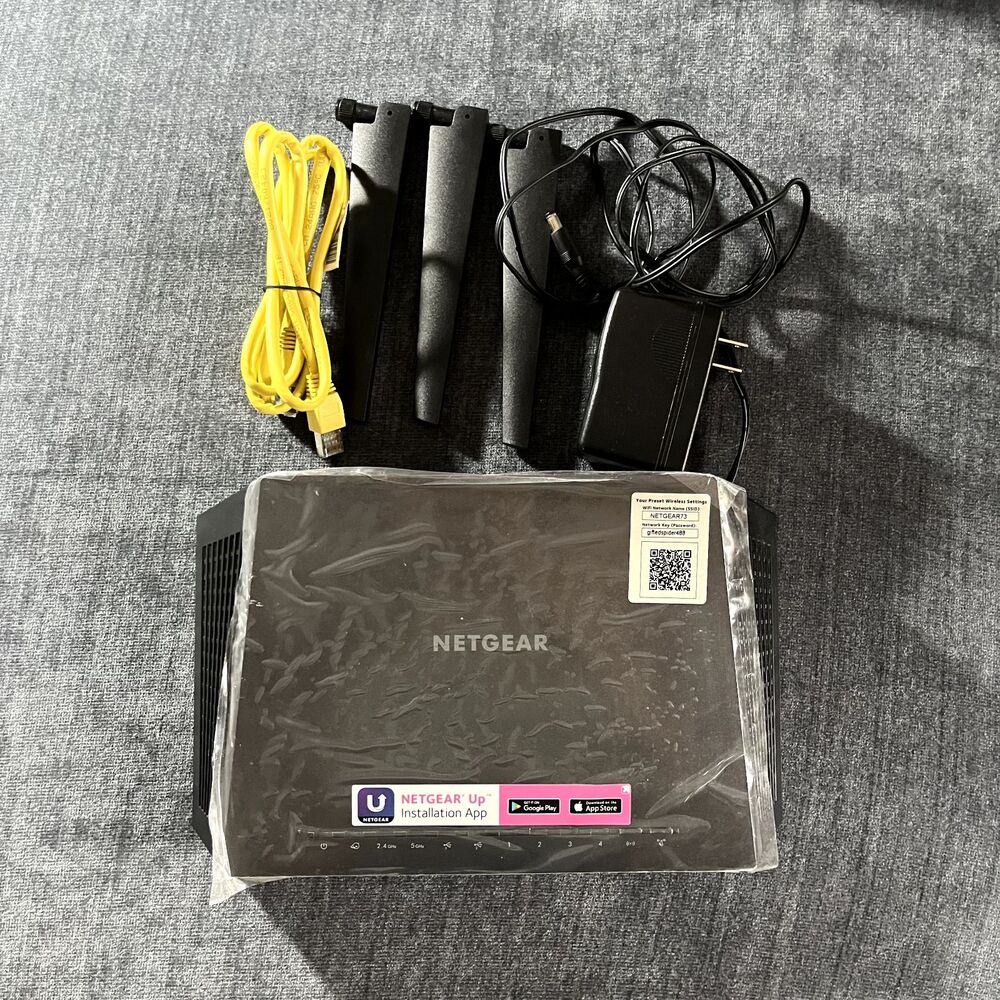 Netgear Nighthawk AC1900 Smart Wifi Router Model R7000 - Picture 2 of 7